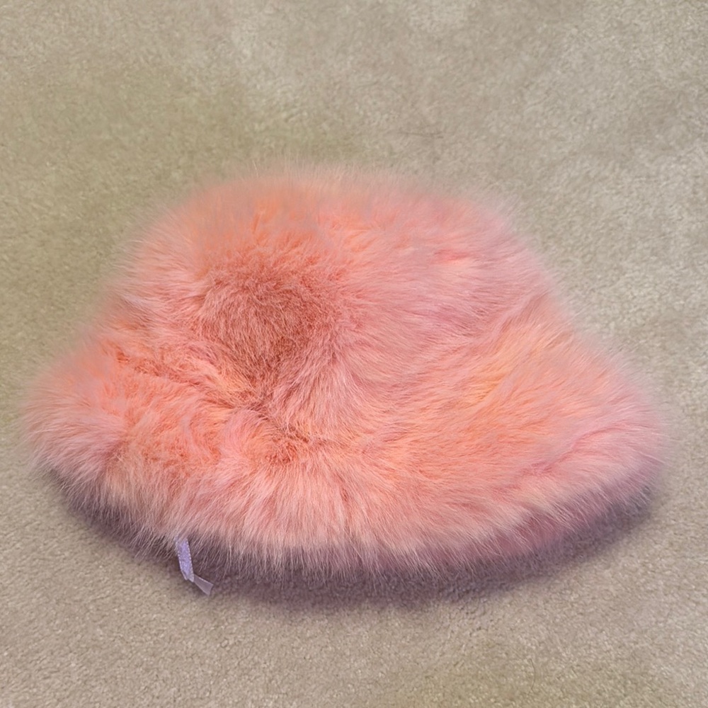 Fluffy Pink Bucket Hat (new)